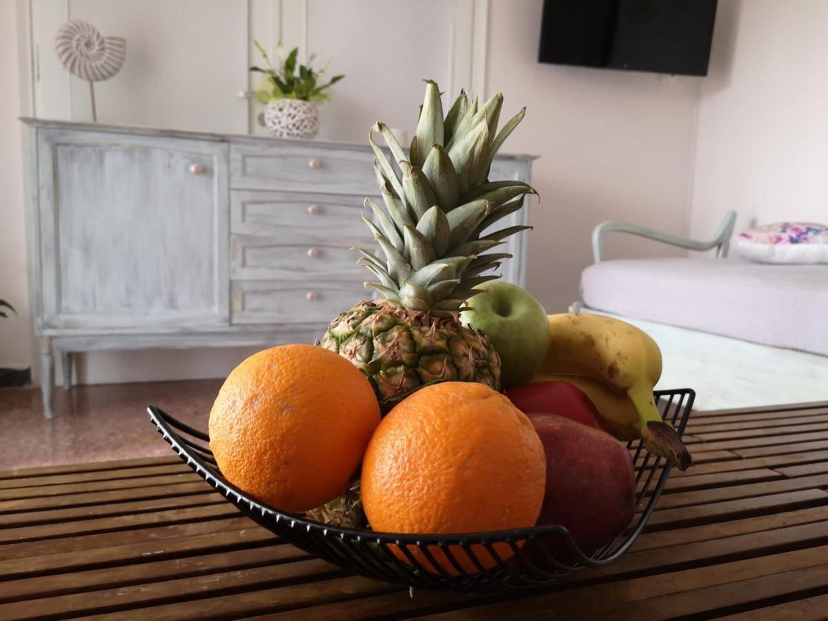 Sea&Sun Glyfada Apartment Athen Eksteriør billede